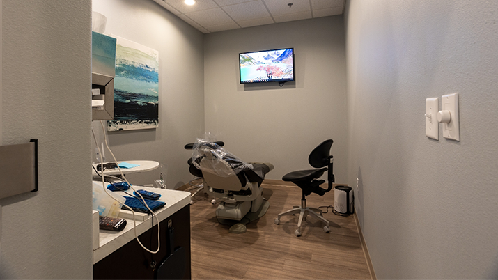 Dental treatment room